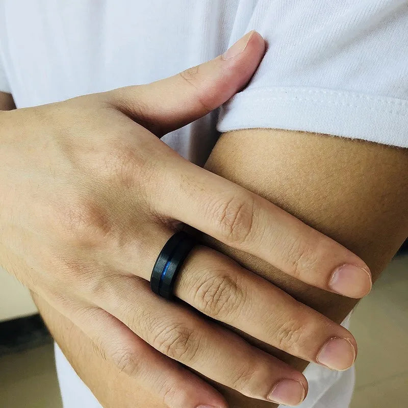 Anel Masculino de Aço Inoxidável Preto com Detalhes